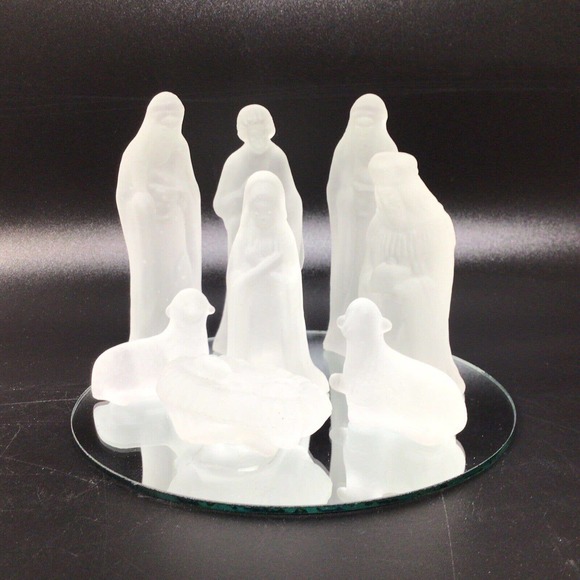 Holiday Vintage Christmas 8 Piece Frosted Glass Nativity Scene Set W
